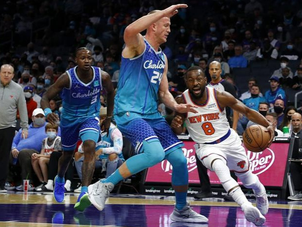 金年会国内通道-包含菲尼克斯太阳训练开放日，赛前状态回暖引欢呼，全明星赛在即，轮换策略成焦点的词条